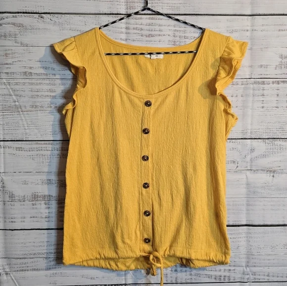 NWOT Maurices Yellow Button-Up Women's Shortsleeve Ruffle Blouse Size Xsmall - Picture 1 of 5